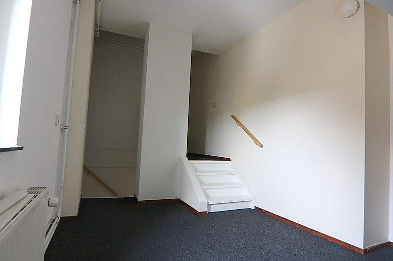Bild 2 von 8