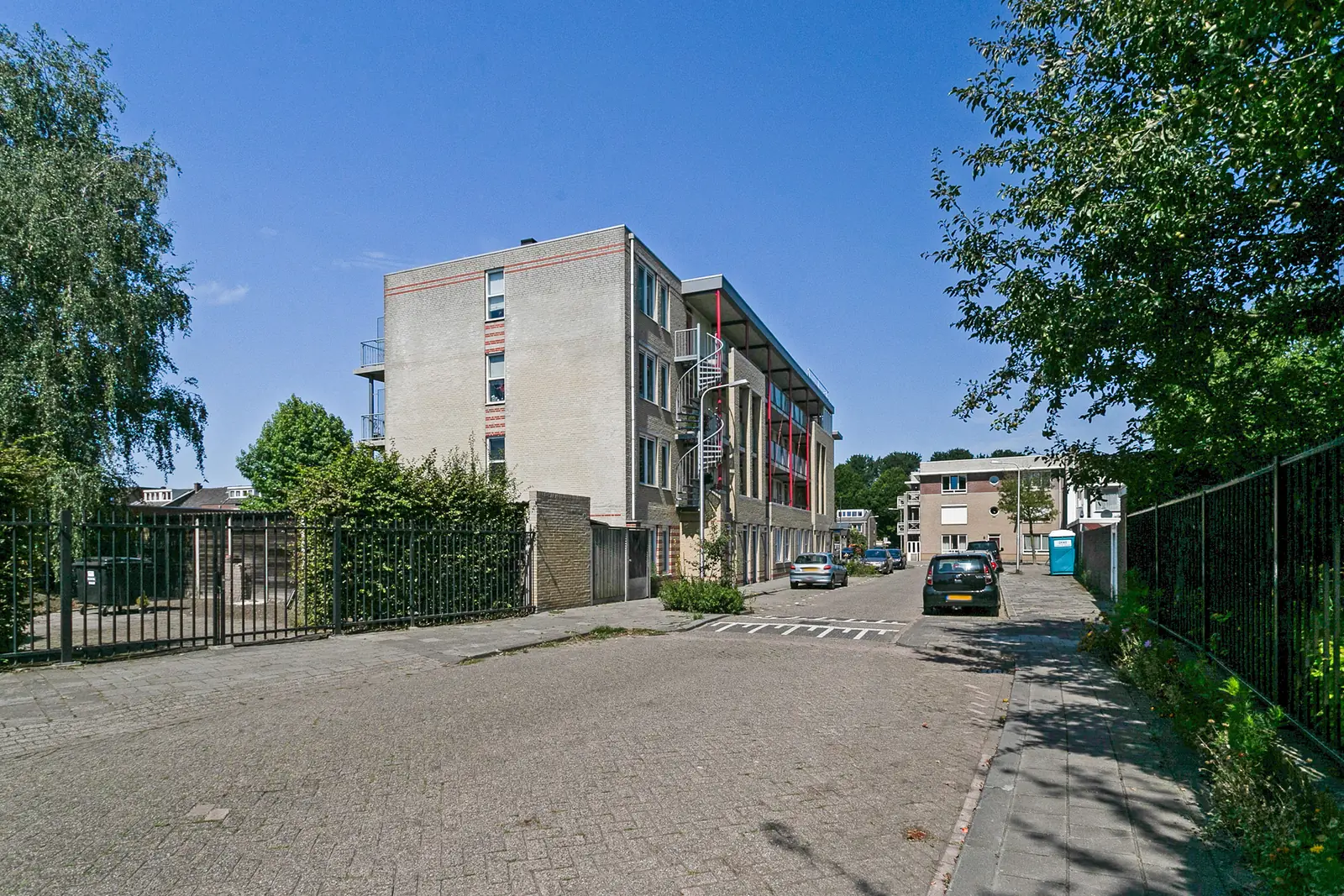 Bild 8 von 19