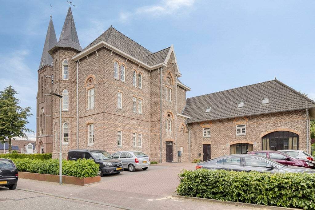Image 1 of 27