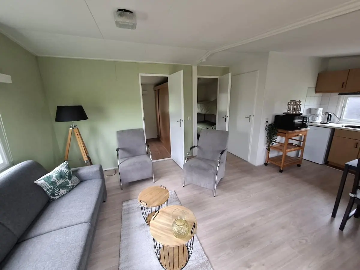 Image 10 of 10
