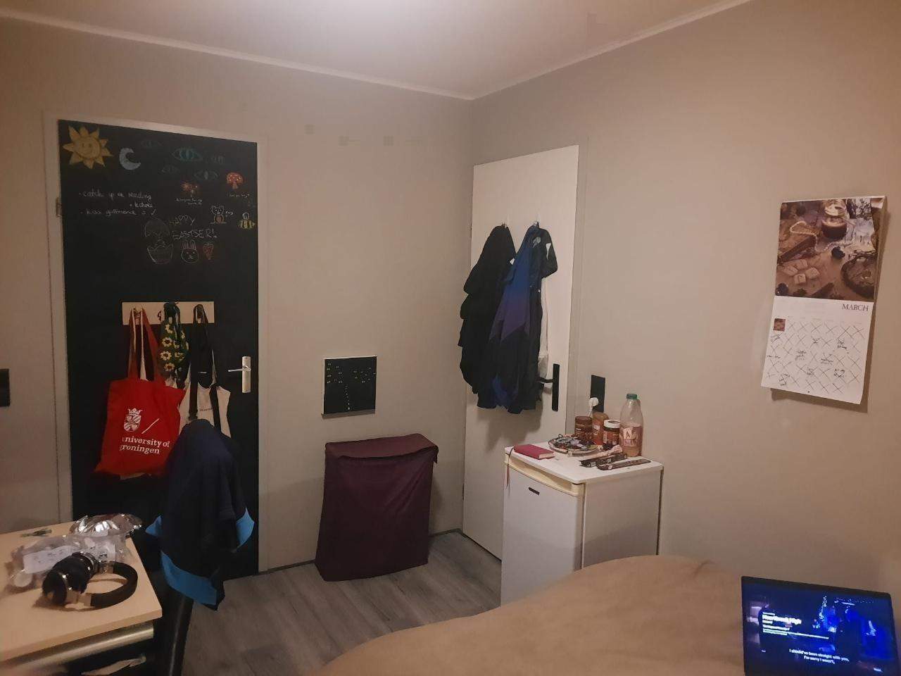 Image 1 of 10