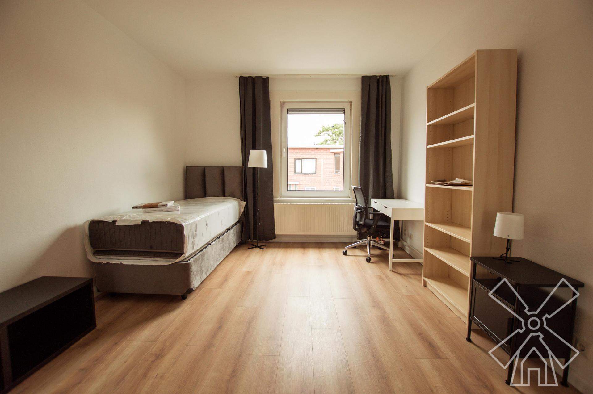 Bild 1 von 10
