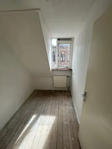 Eengezinswoning Os en Paardenlaan 12, Leiden - Te Huur