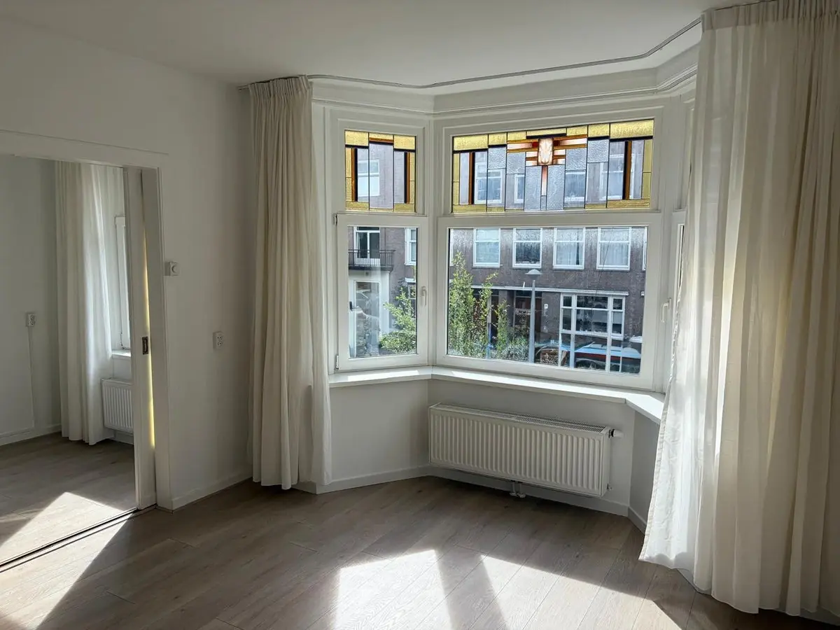 Image 2 of 10
