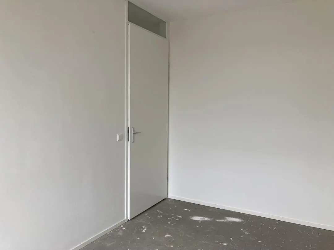 Image 11 of 22