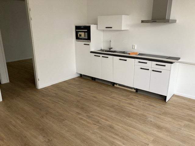Bild 2 von 8