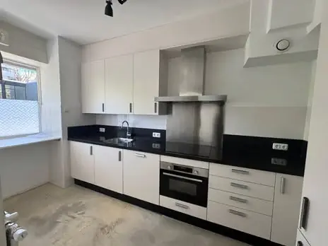 Image 2 of 2