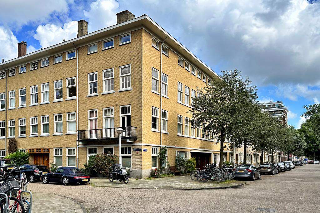 Bild 2 von 27