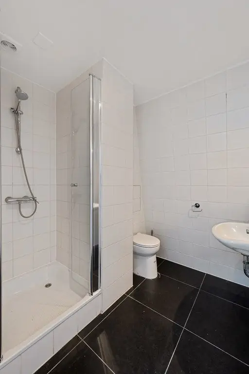 Image 21 of 29