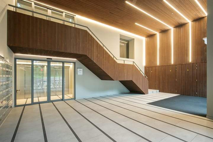 Image 10 of 21