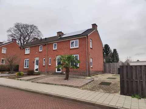 Halfvrijstaande woning Juliastraat, Eygelshoven - Te huur