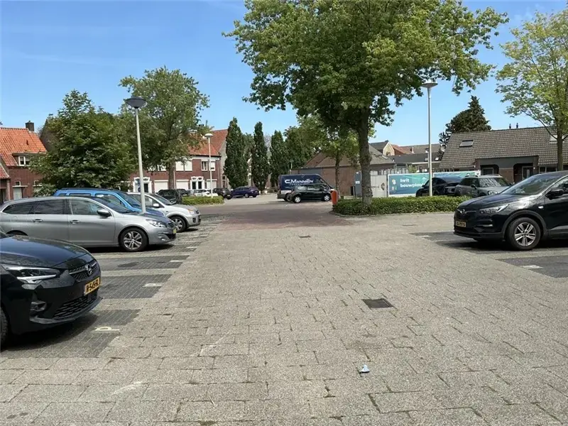 Image 2 of 2