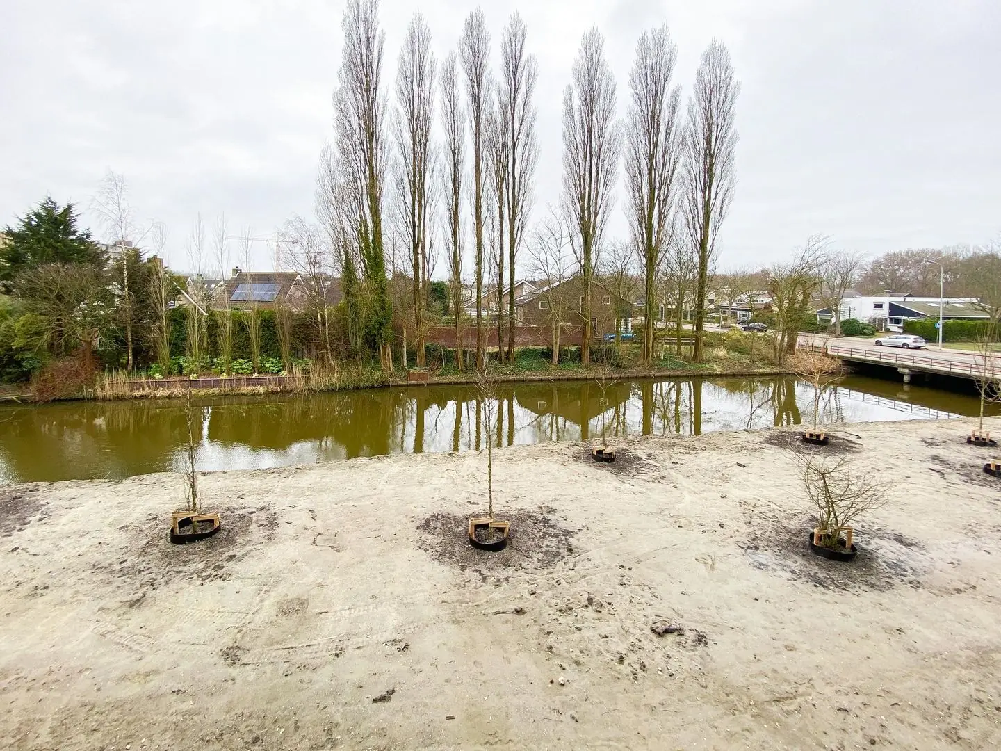 Image 14 sur 27