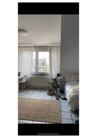 Estudio sin amueblar en Tongerseweg, Maastricht - En alquiler