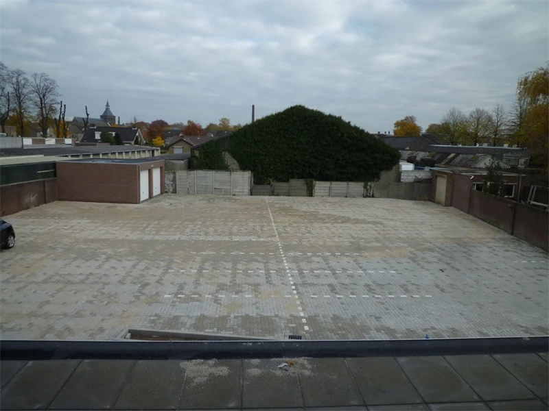 Image 7 of 7