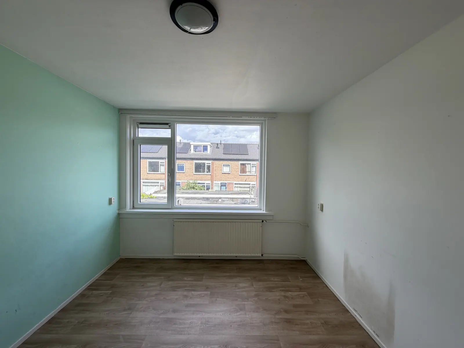 Image 19 of 37