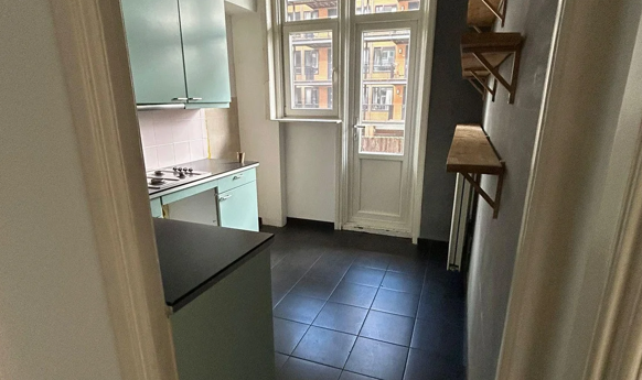Image 2 of 9