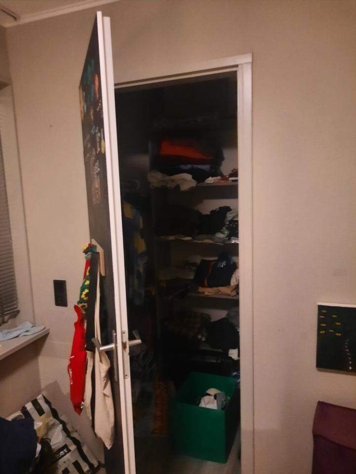 Image 2 of 10