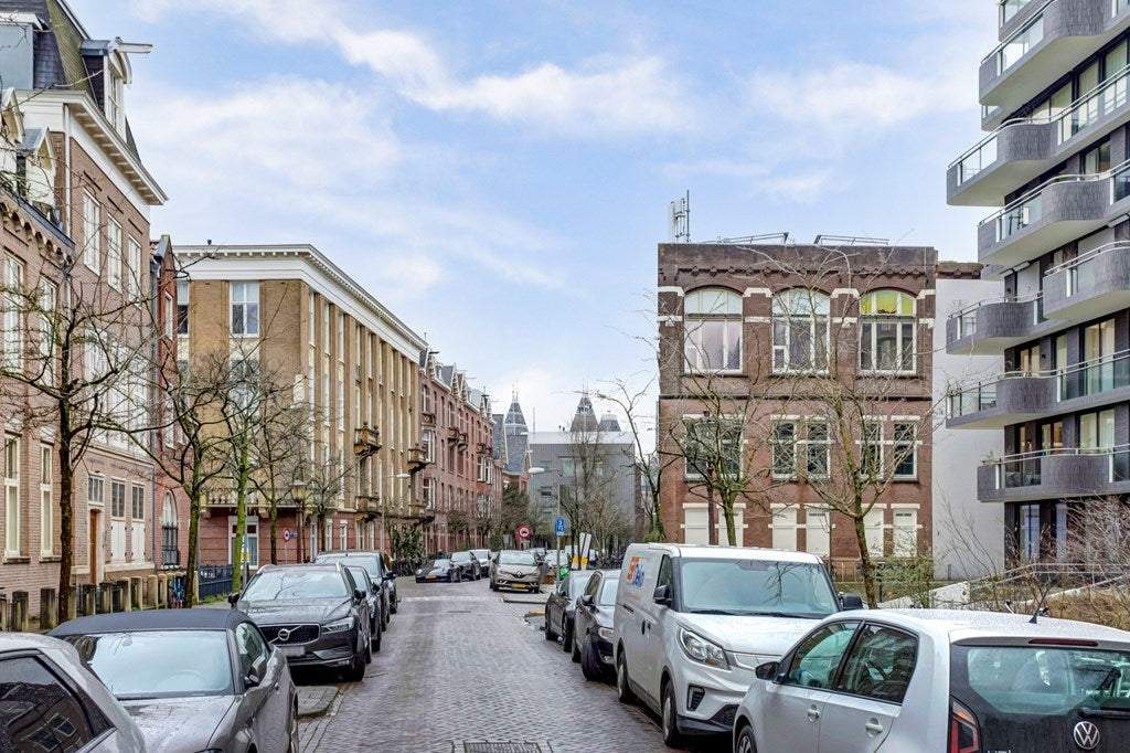 Afbeelding 2 van 30