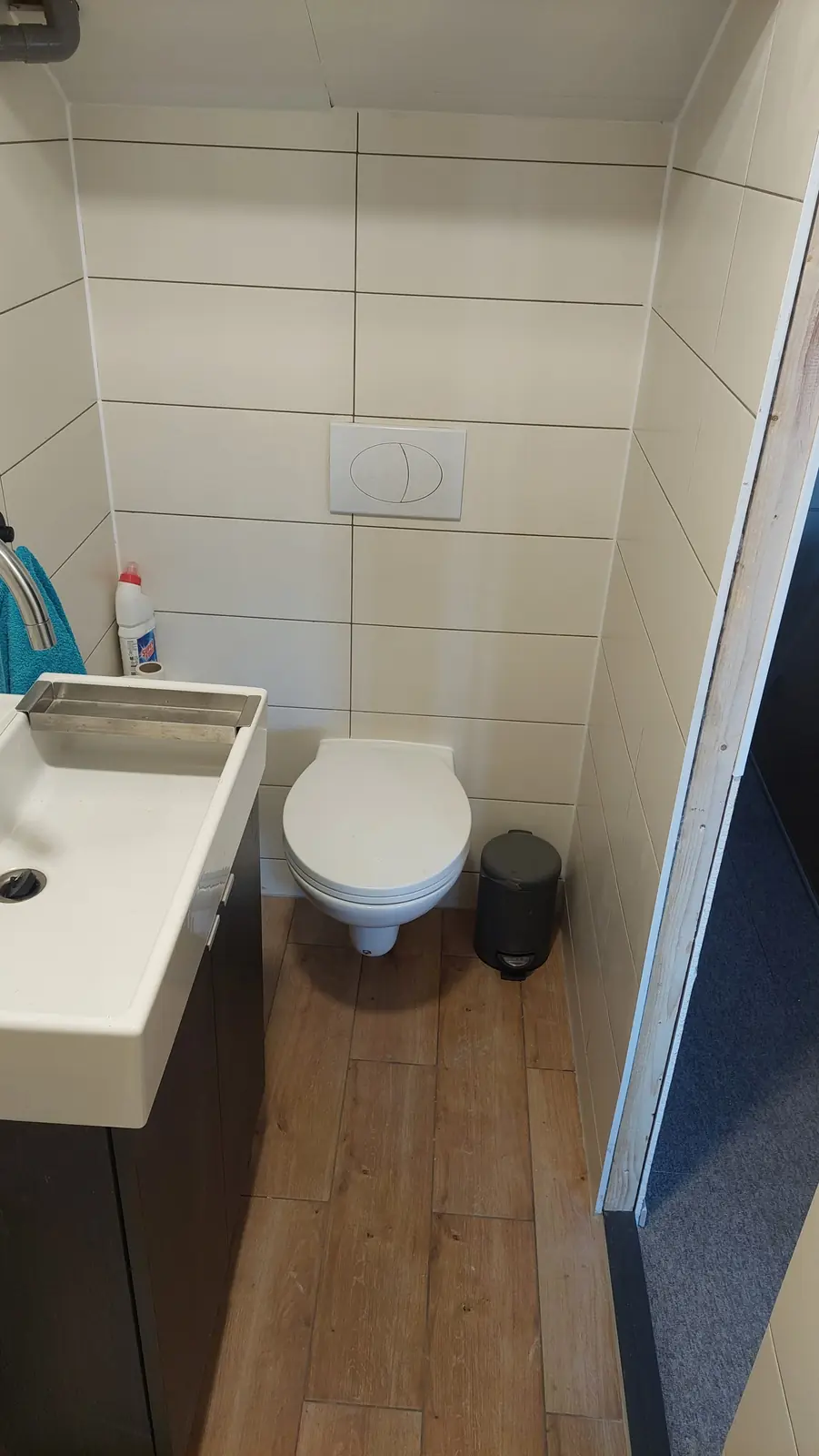 Furnished Room Fioringrasstraat, Rotterdam Ommoord - For Rent