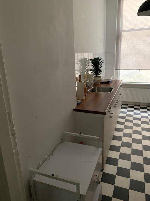 Image 2 of 9