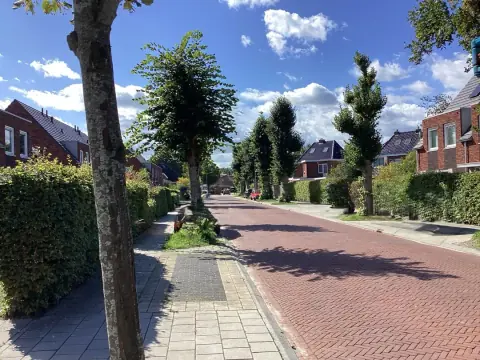 Casa de esquina en Pelikaanstraat, Assen - En alquiler