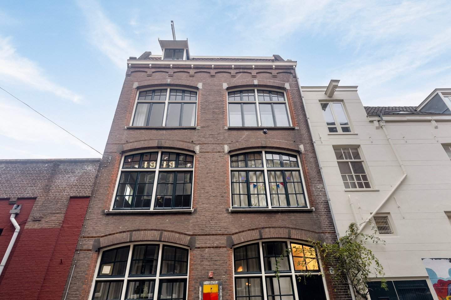 Afbeelding 1 van 12