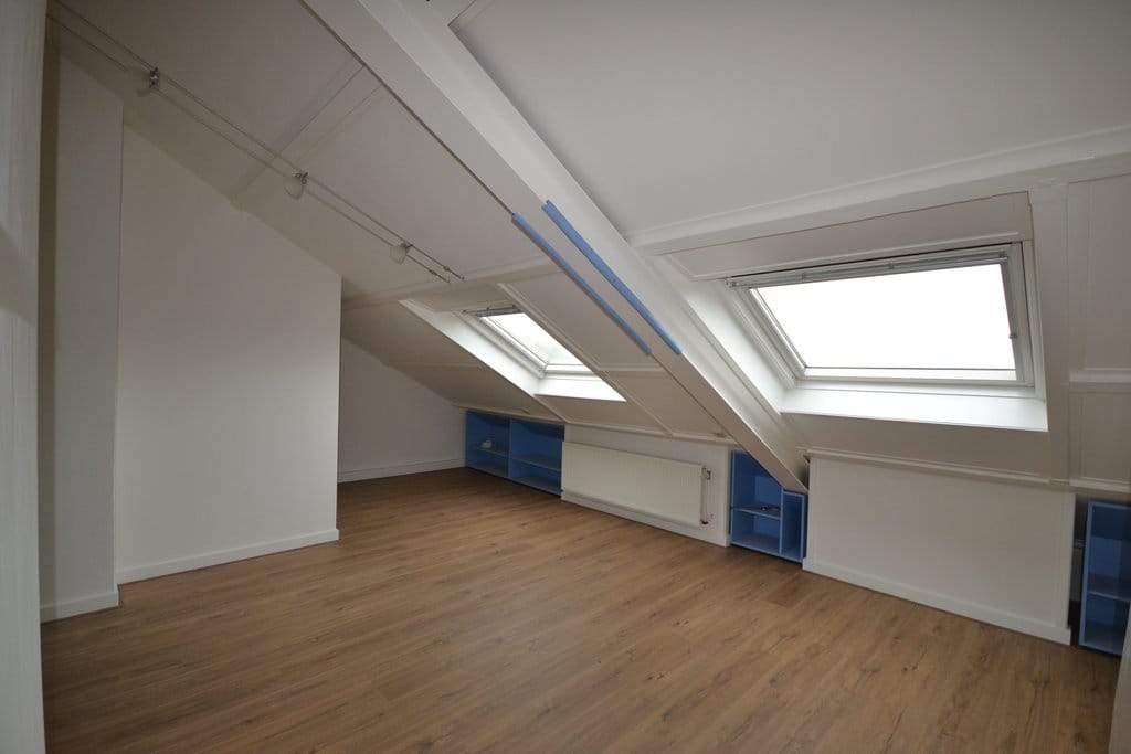 Bild 23 von 27