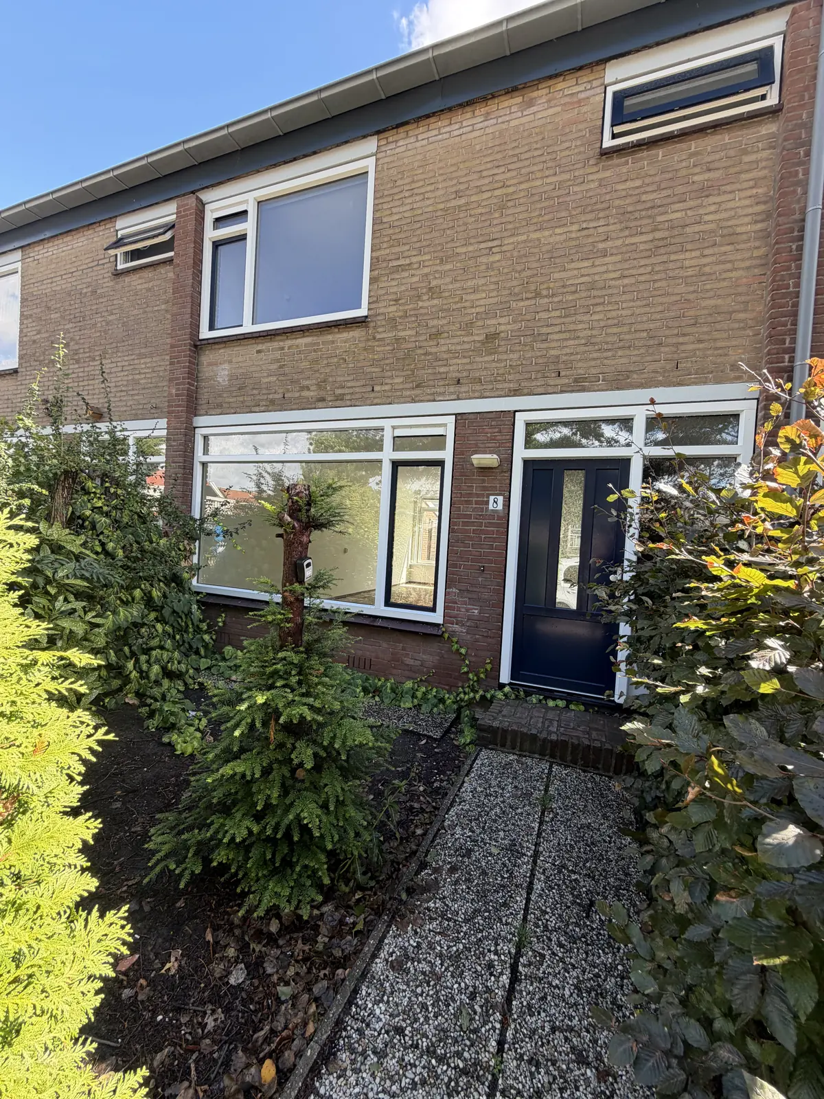 Image 2 of 35