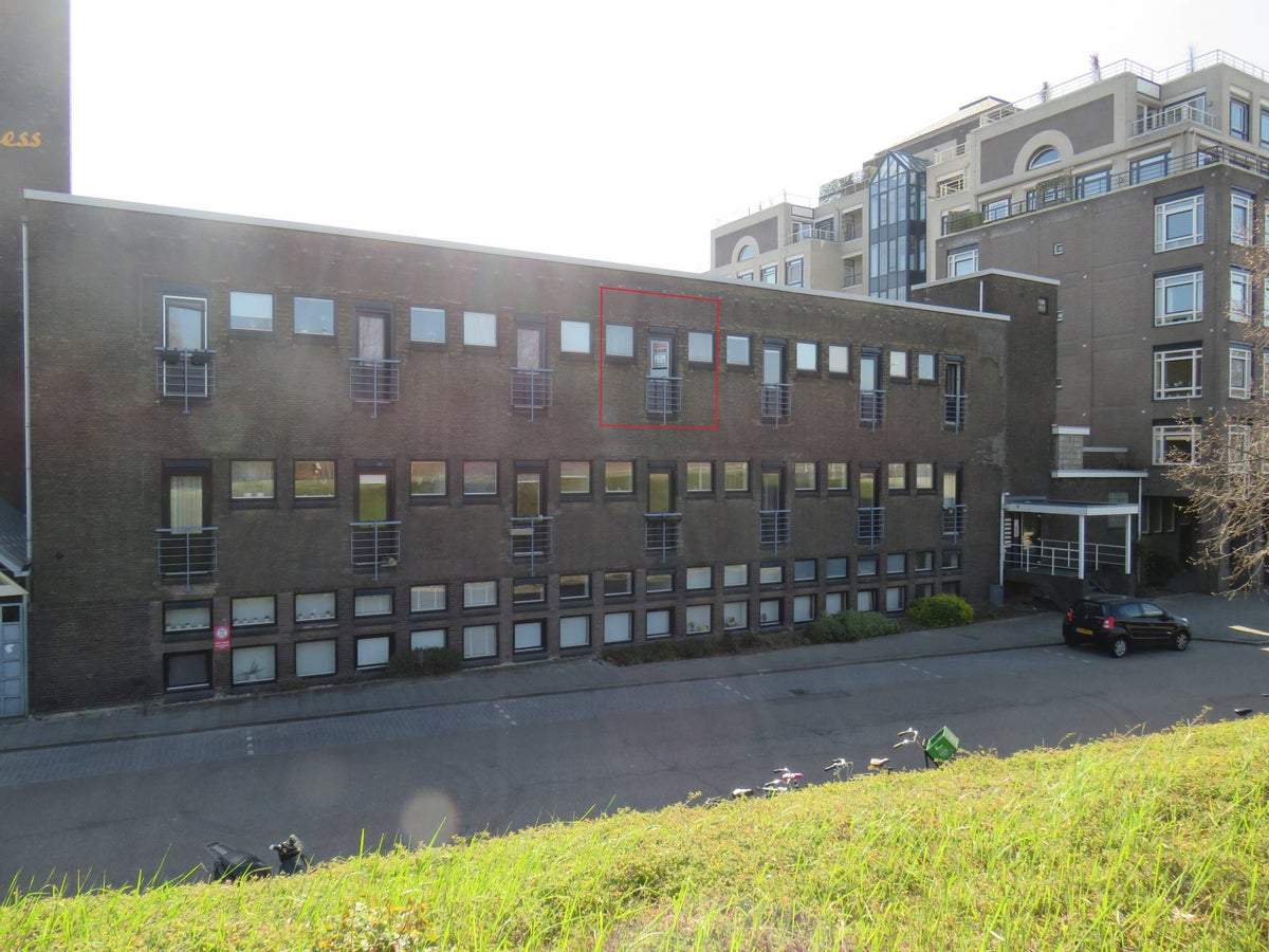 Image 1 of 14