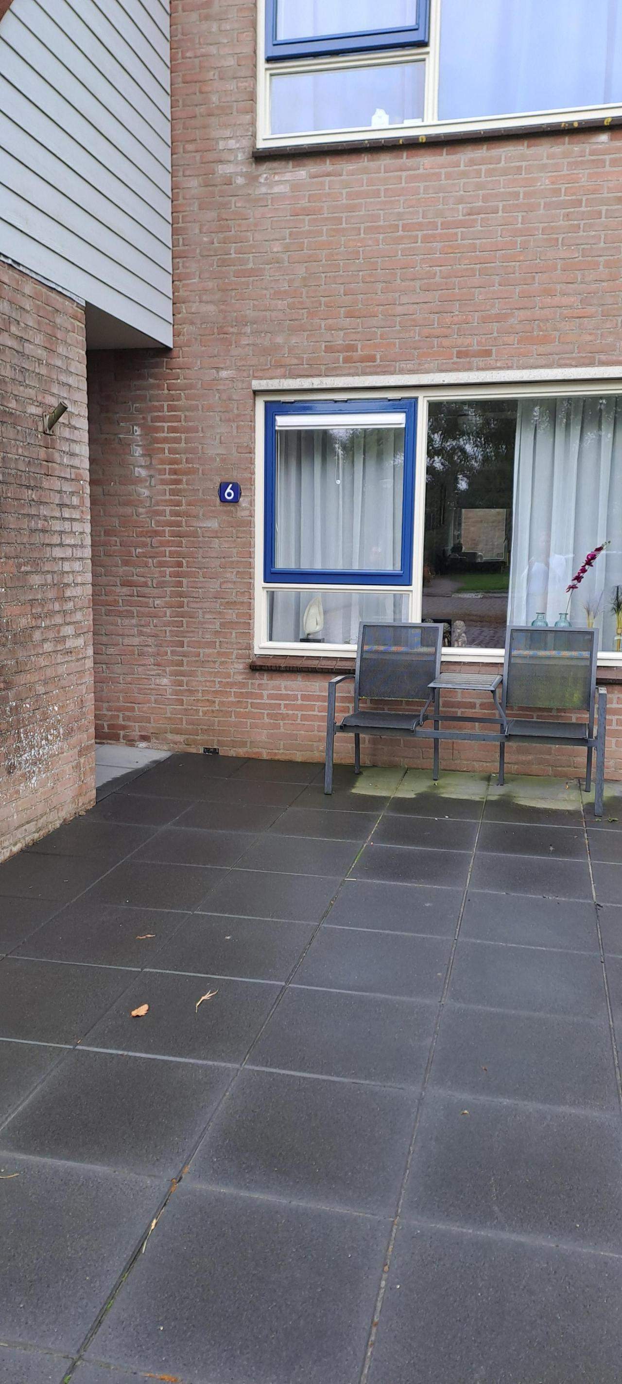 Bild 1 von 9