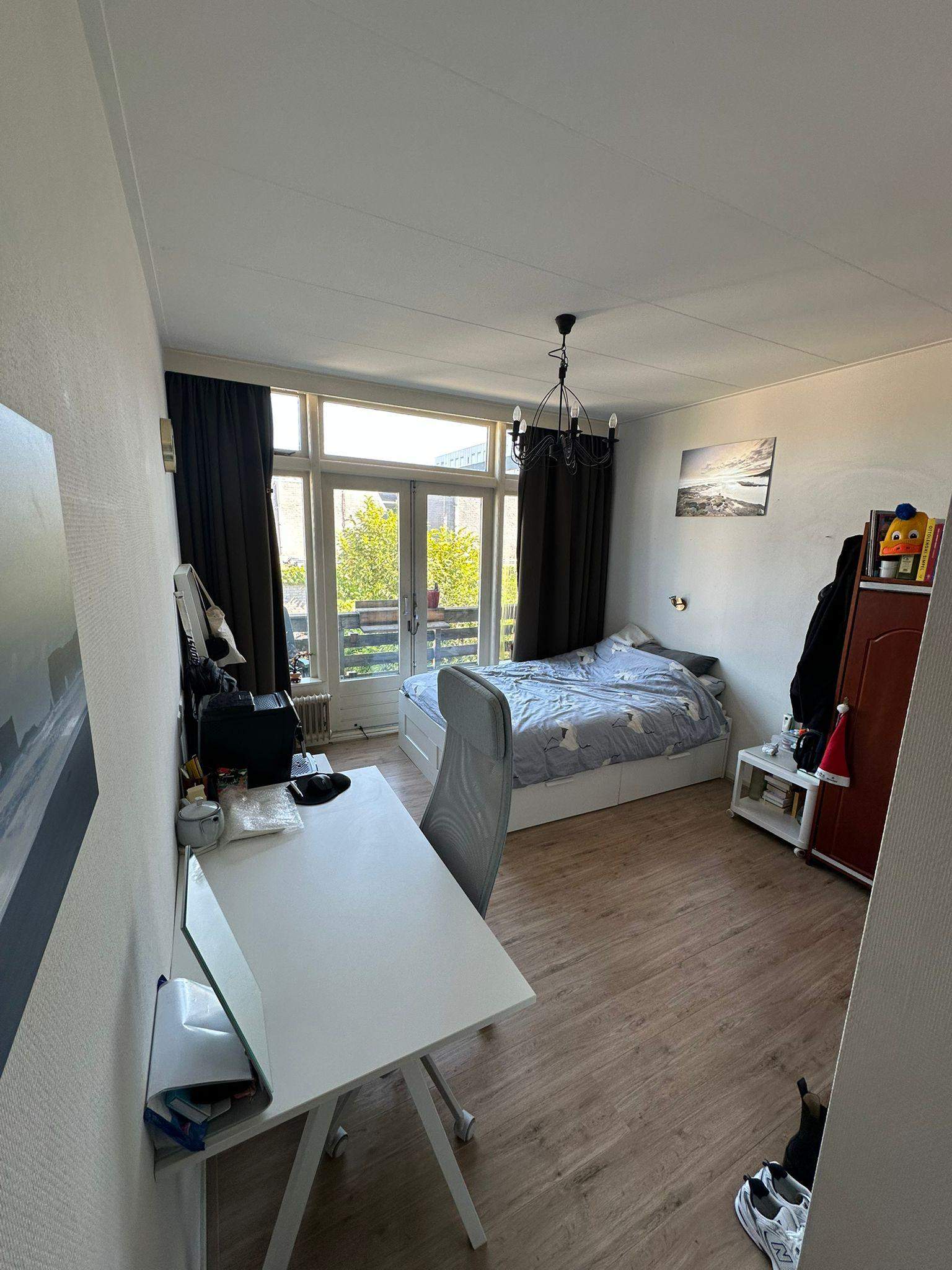 Bild 1 von 8