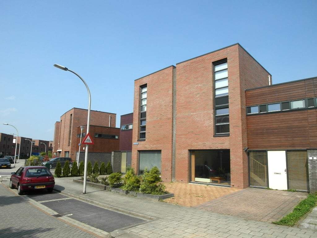 Bild 2 von 12