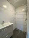 Image 3 of 10