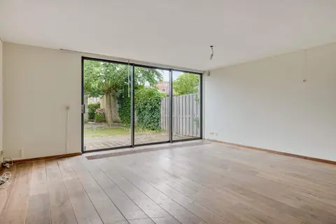 Casa familiar pareada en Stekelbaarssingel, La Haya