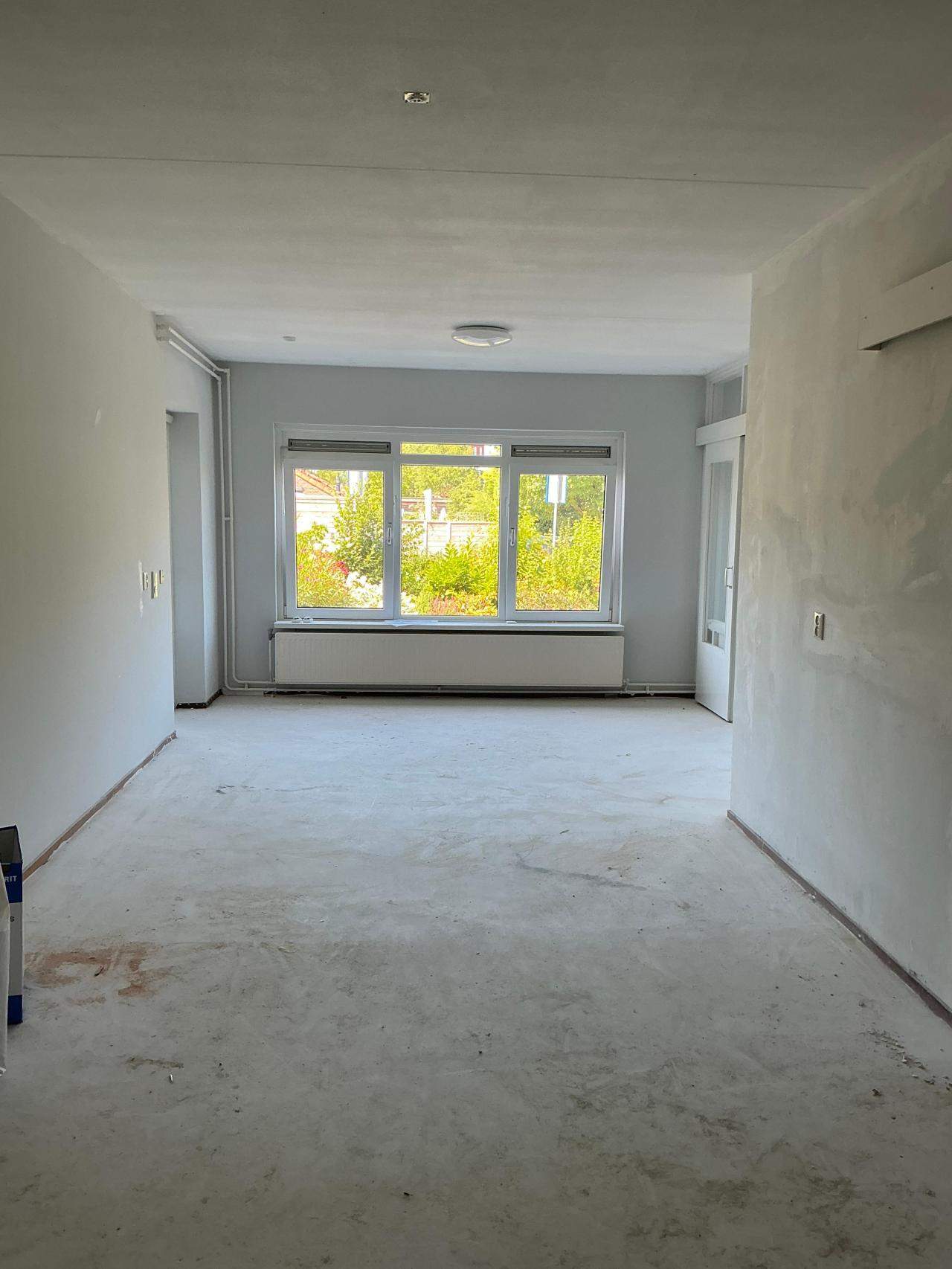 Image 5 of 9