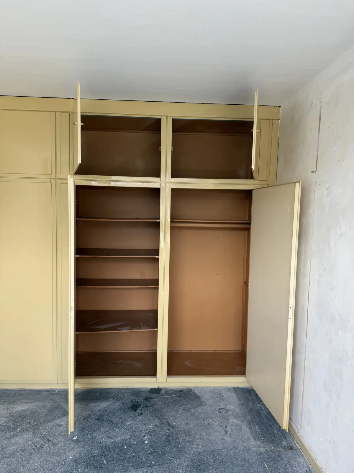 Image 19 of 35