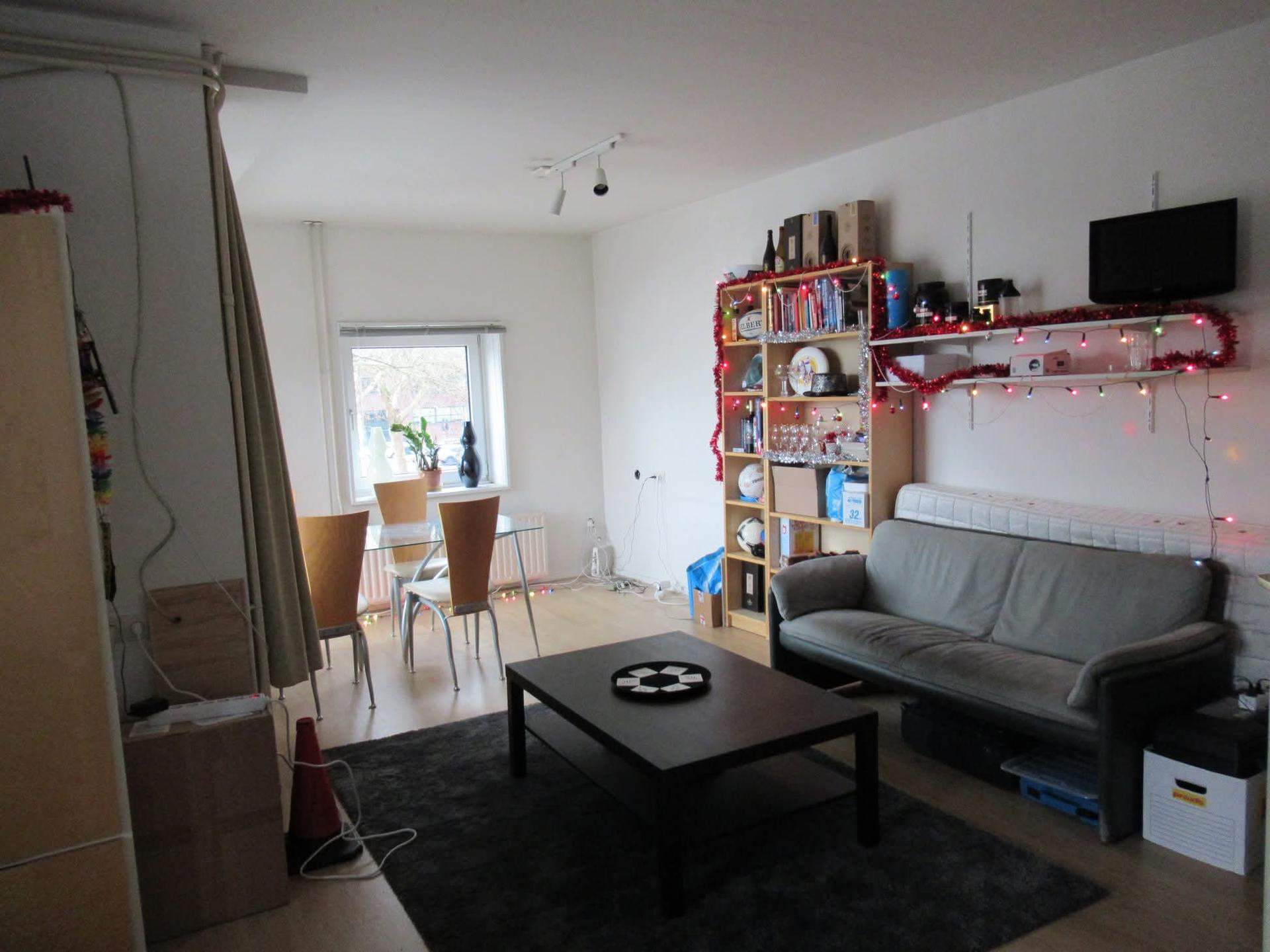 Bild 2 von 8