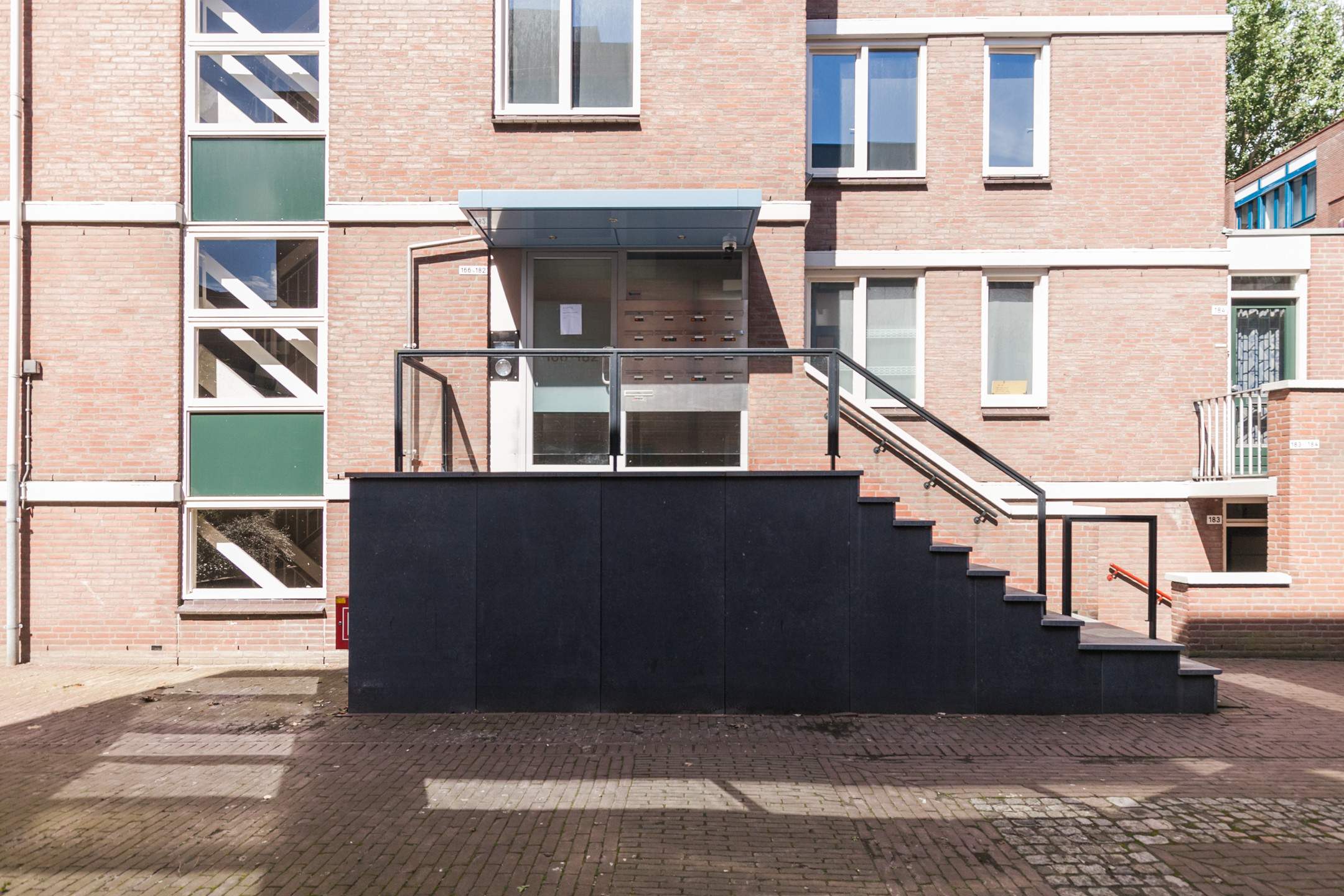 Afbeelding 1 van 22