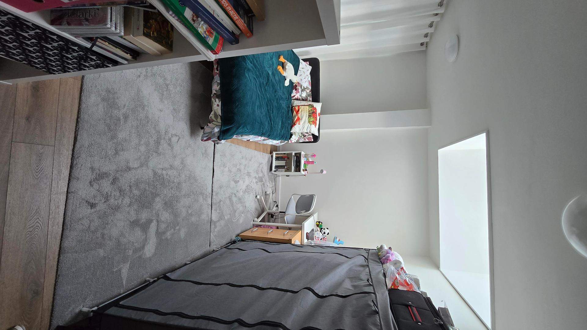Bild 1 von 8