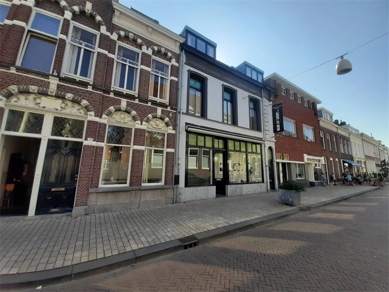 Afbeelding 2 van 27