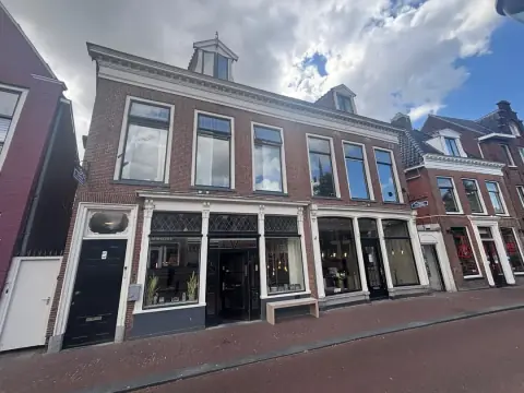 Apartment Tuinen 42-B, Leeuwarden - For Rent
