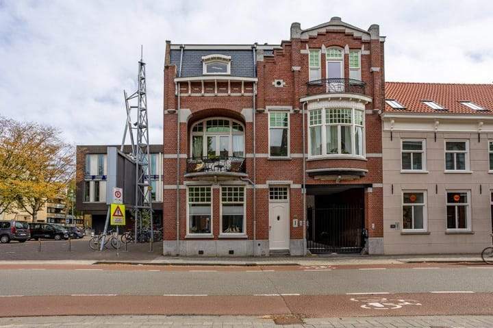 Afbeelding 1 van 5