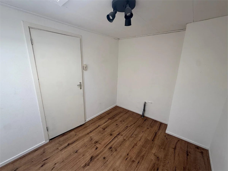 Image 6 of 14