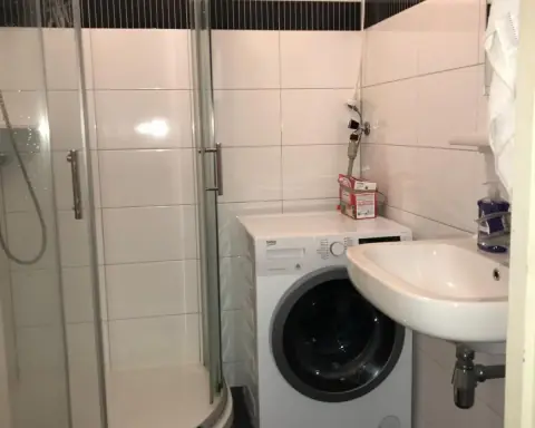 Furnished Room Adriaan Dortsmanstraat, Rotterdam - For Rent