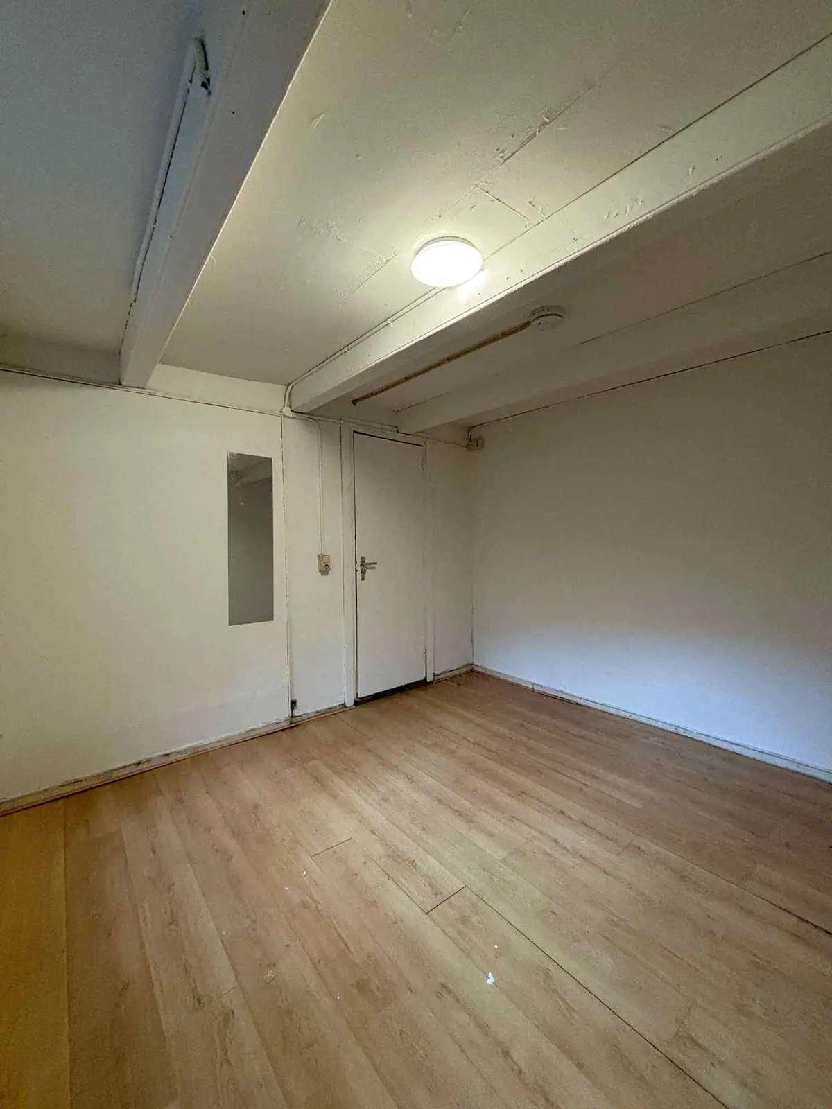 Image 4 of 5