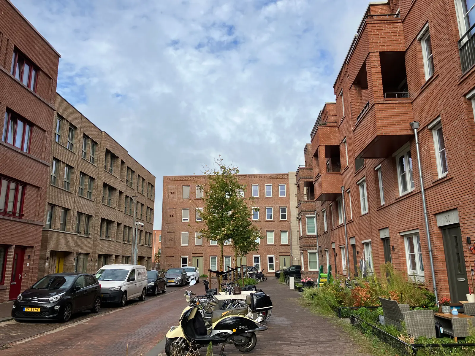 Image 27 of 28