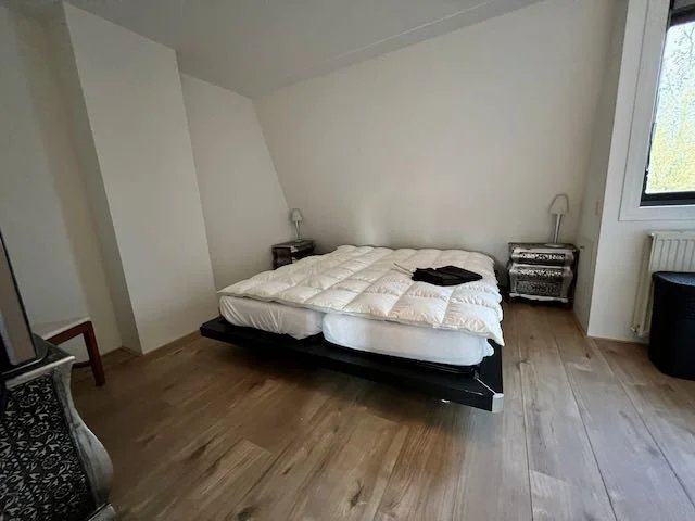 Bild 2 von 9