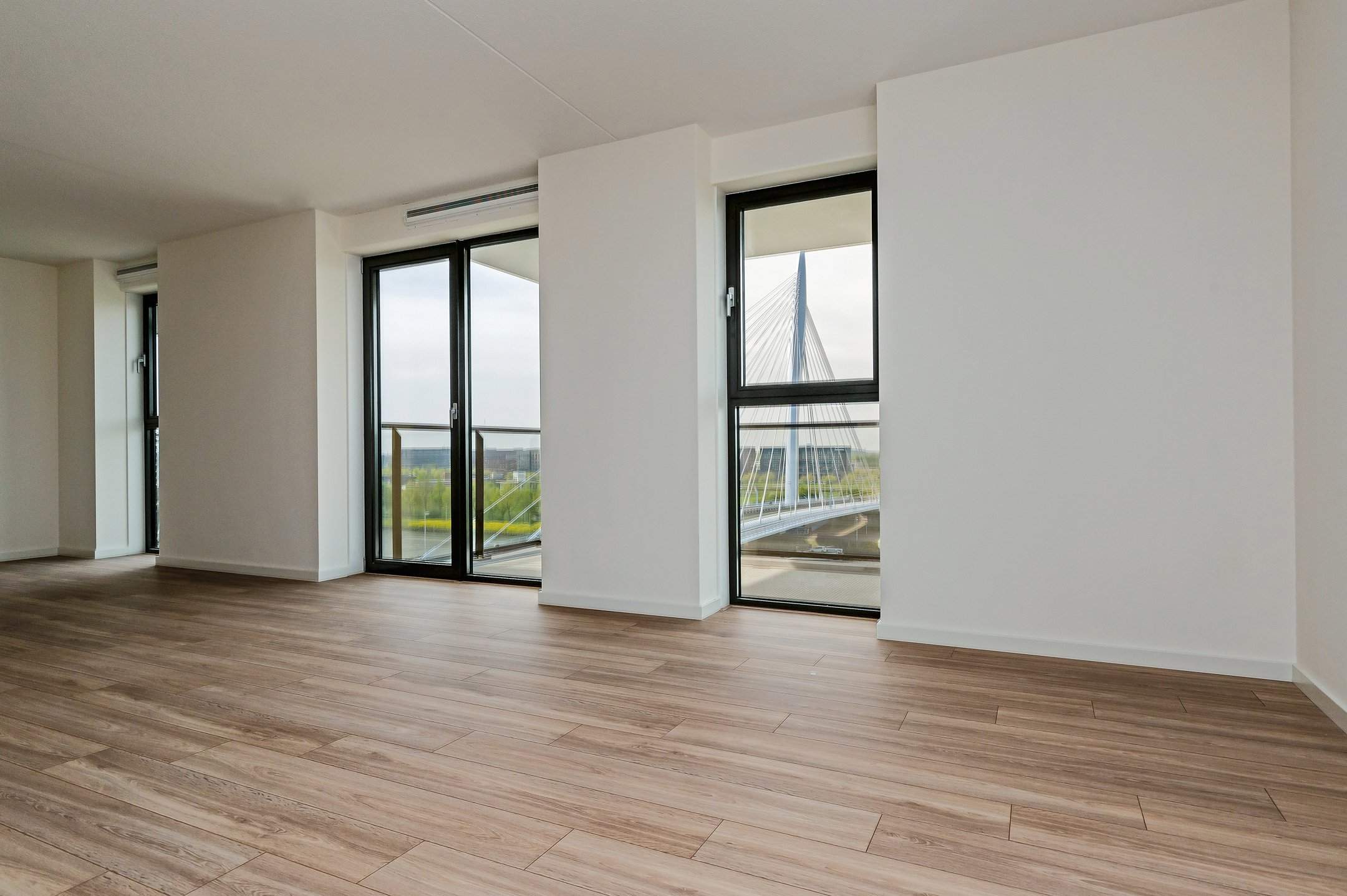 Bild 2 von 21