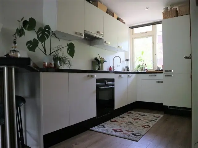 Image 11 of 24